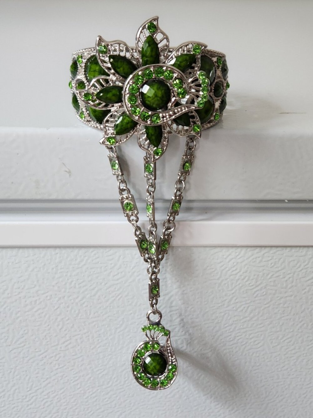 Floral Hathphool (Hand Harness) Bracelet and Ring w/ Green Stones